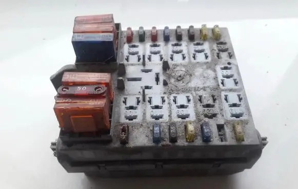 Alfa Romeo 147 Fuse box set 46558760 067012