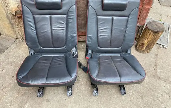 Hyundai Santa Fe Third row seats 