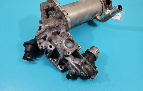 EGR valve cooler