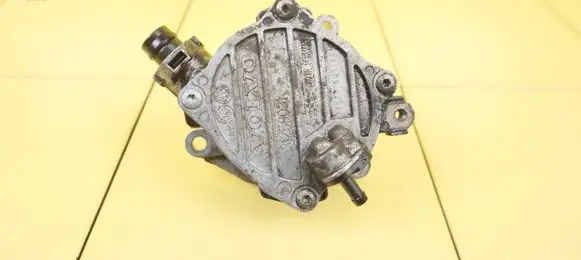 Volvo S60 Vacuum pump 31258031 D5204T3