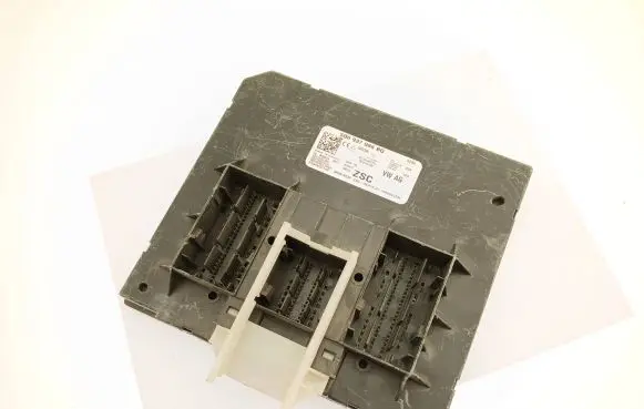 Volkswagen PASSAT B8 Comfort/convenience module 5Q0937086BQ