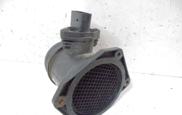 Volkswagen PASSAT B5 Mass air flow meter 0280218013