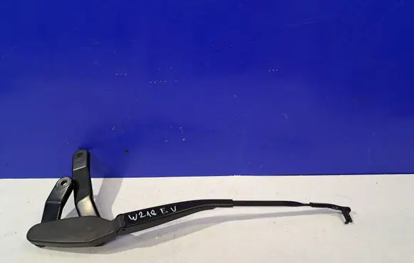 Mercedes-Benz CLS C218 X218 Windshield/front glass wiper blade A2188200444