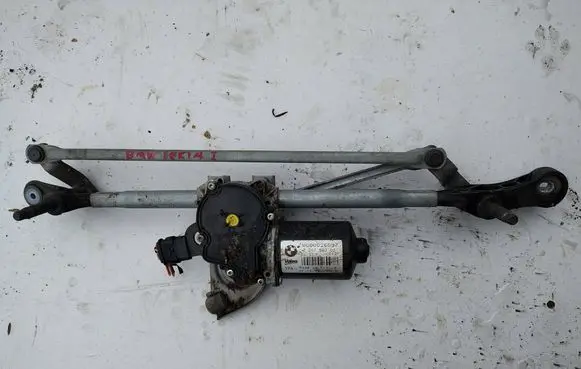 BMW 1 F20 F21 Front wiper linkage and motor 