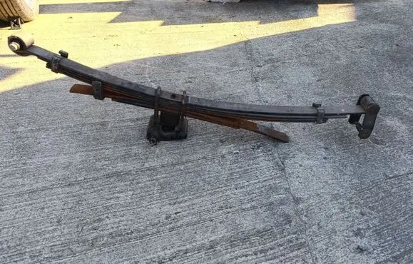 Mitsubishi L200 Rear leaf spring 