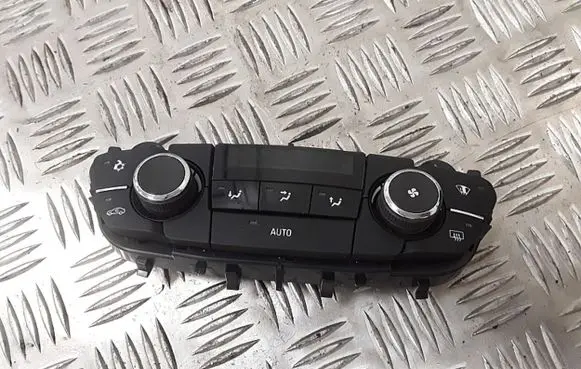 Opel Insignia A Climate control unit 13273095