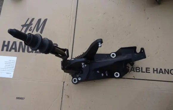 Nissan Qashqai+2 Gear selector/shifter in gearbox XXXXXXXXXXXX