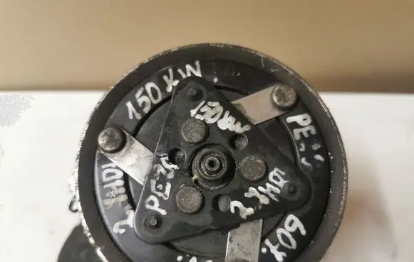 Peugeot 607 Air conditioning (A/C) compressor (pump) 9656572380 12856503661 R134A
