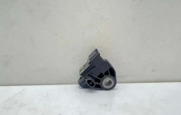 Mercedes-Benz C W205 Airbag deployment crash/impact sensor A2139051300