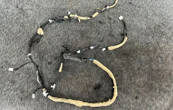 Suzuki SX4 S-Cross Rear door wiring loom 