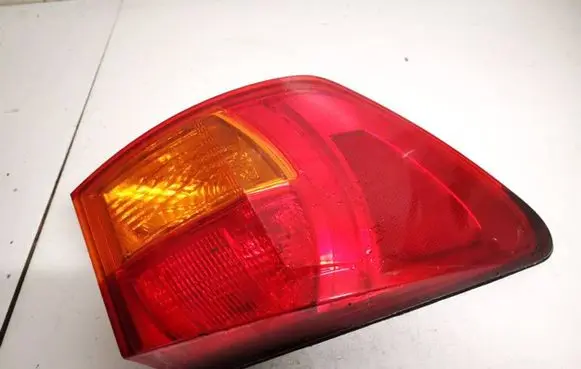 Lexus IS 220D-250-350 Rear/tail lights