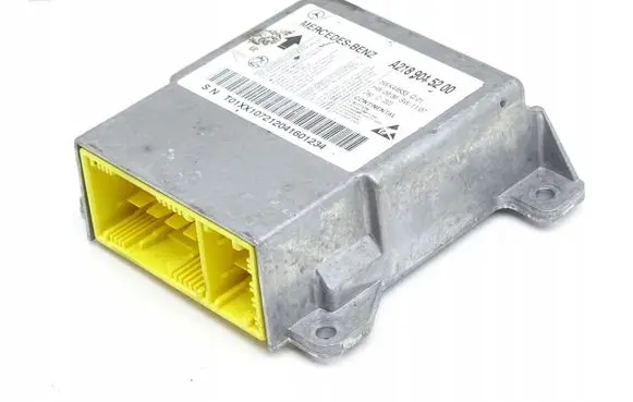Mercedes-Benz CLS C218 X218 Airbag control unit/module A2189015200