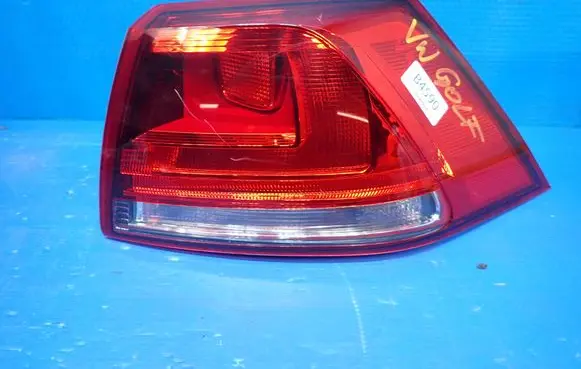 Volkswagen Golf VII Rear/tail lights 5G0945096F