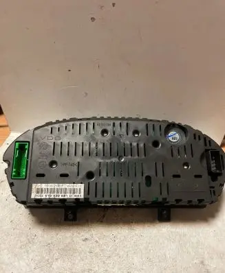 Skoda Fabia Mk1 (6Y) Speedometer (instrument cluster) 6Y0920881D 1100802535
