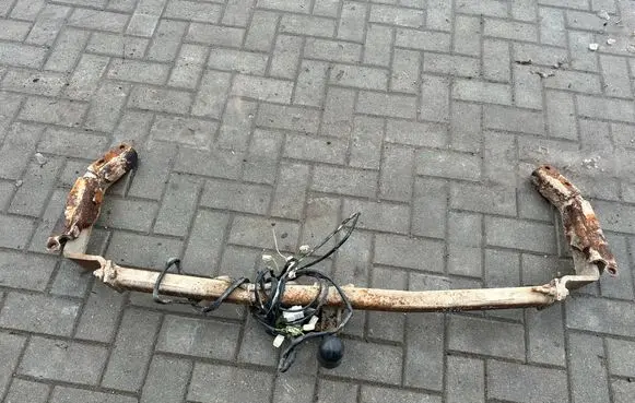 Toyota Avensis Verso Tow bar set 