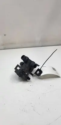 Mercedes-Benz EQE v295 Coolant heater control valve A0005061500