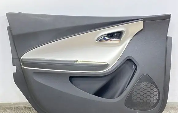 Opel Ampera Front door card panel trim 22911517 10089AA600R 1001AA