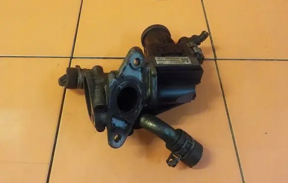 Ford Transit EGR thermostat 9C1Q9D475AB
