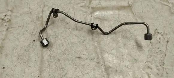 Mercedes-Benz GLC X253 C253 Fuel injector supply line/pipe 