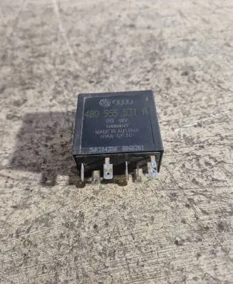 Audi A3 S3 8L Other relay 4B0955531A B060201 5WK10430A