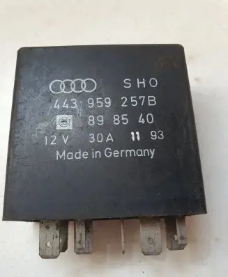 Audi A6 S6 C5 4B Window control relay 443959257B 898540