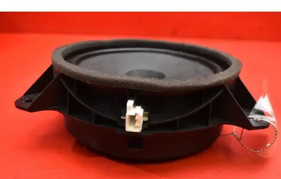 Toyota Corolla E10 Subwoofer speaker 86160-02B80