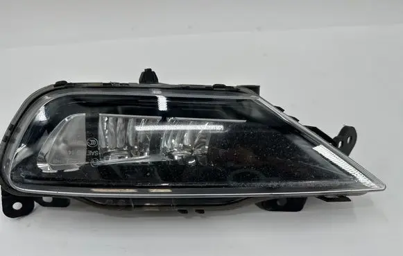Volvo S90, V90 Front fog light 31395865 1008101
