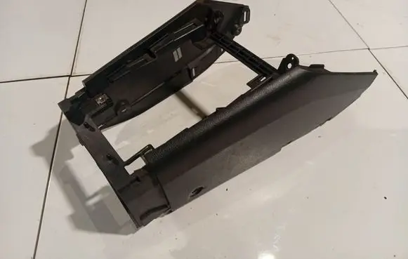 Nissan Primera Center console 96910AV600