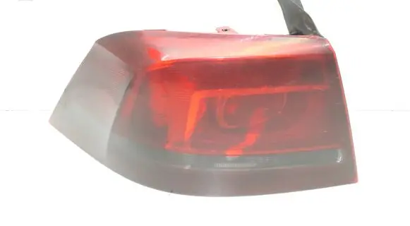 Volkswagen PASSAT B7 Rear/tail lights 3AE945095F