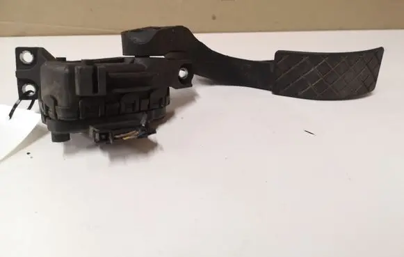 Audi A6 S6 C5 4B Accelerator throttle pedal 6PV00837602 8D1723523M