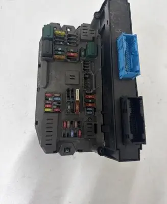 BMW X5 E70 Fuse module B010107400