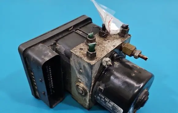 Renault Laguna II ABS Pump 10096014243 IMPRK1602546