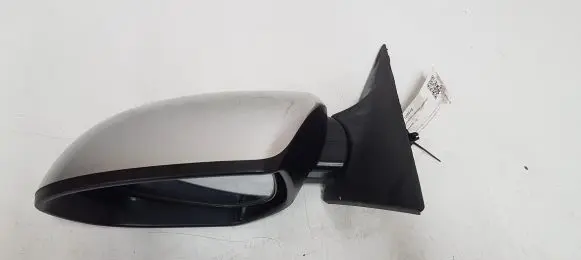 Front door electric wing mirror