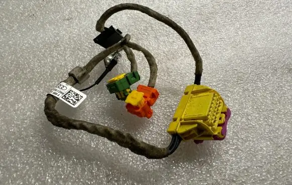 Audi Q7 4L Airbag squib ring wiring 4F0971589A