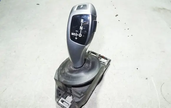 BMW 5 E60 E61 Gear selector 9204092