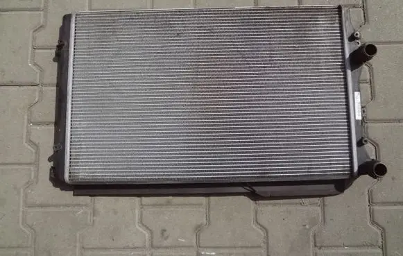 Audi A3 S3 8P Coolant radiator 1K0121251AT