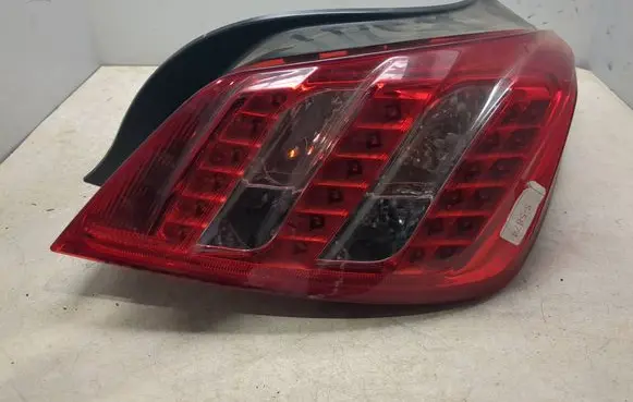 Peugeot 508 Rear/tail lights 9686293680A