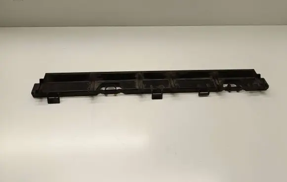 BMW X3 E83 Radiator mount bracket 1436245