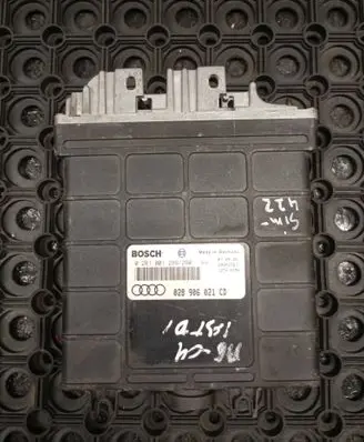 Audi A6 S6 C5 4B Engine control unit/module 0281001289 28SA2567 028906021CD