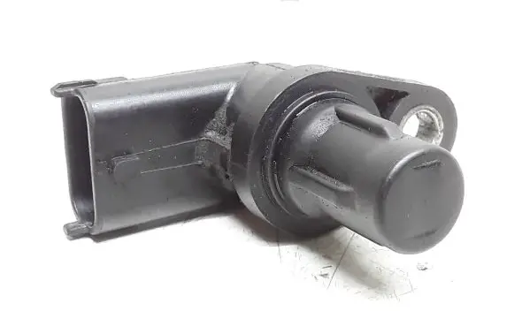 Volvo V70 Camshaft position sensor 8658726