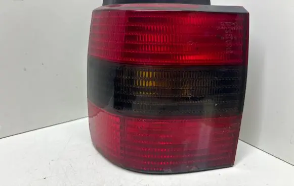 Volkswagen PASSAT B4 Rear/tail lights
