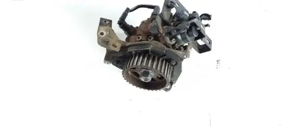 Ford Focus Fuel injection high pressure pump 0445010102 9656300380