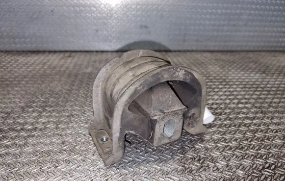 Volkswagen Transporter - Caravelle T5 Engine mount bracket 7H0199848D
