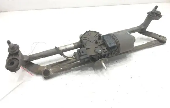 Front wiper linkage and motor
