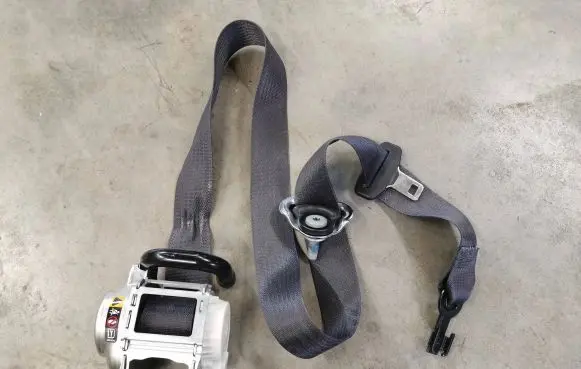 Chevrolet Corvette C7 Front seatbelt 23228936
