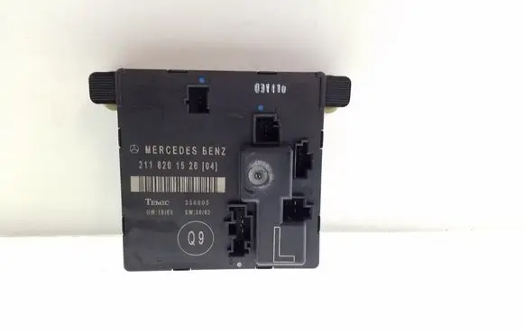 Mercedes-Benz E W211 Door control unit/module 2118201526