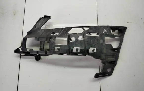 Mercedes-Benz S AMG W221 Front bumper mounting bracket A2218850316