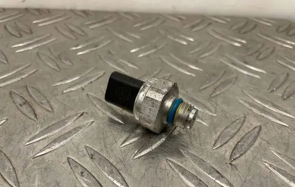 Ford Focus Fuel pressure sensor GN1A9D290BA