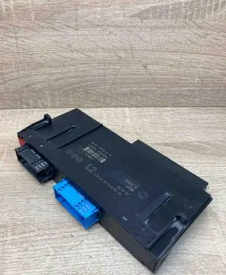 BMW 1 E81 E87 Comfort/convenience module 9176878 10681810