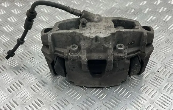 Volvo V60 Front brake caliper 946